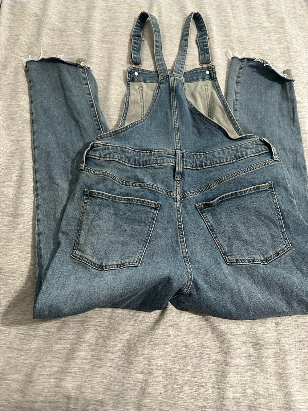 Universal Thread overalls - Picture 3 of 3